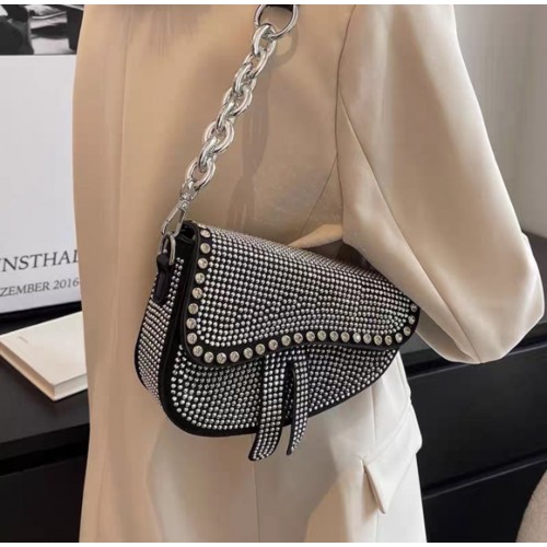 BORSA D TRIANGOLO - Q0182280D95