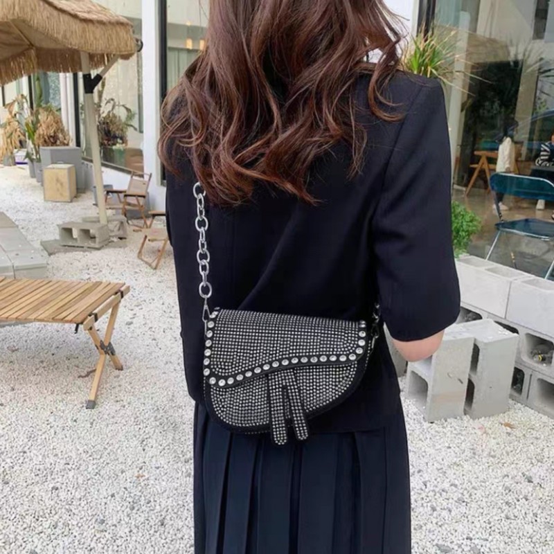 BORSA D TRIANGOLO - Q0182280D95